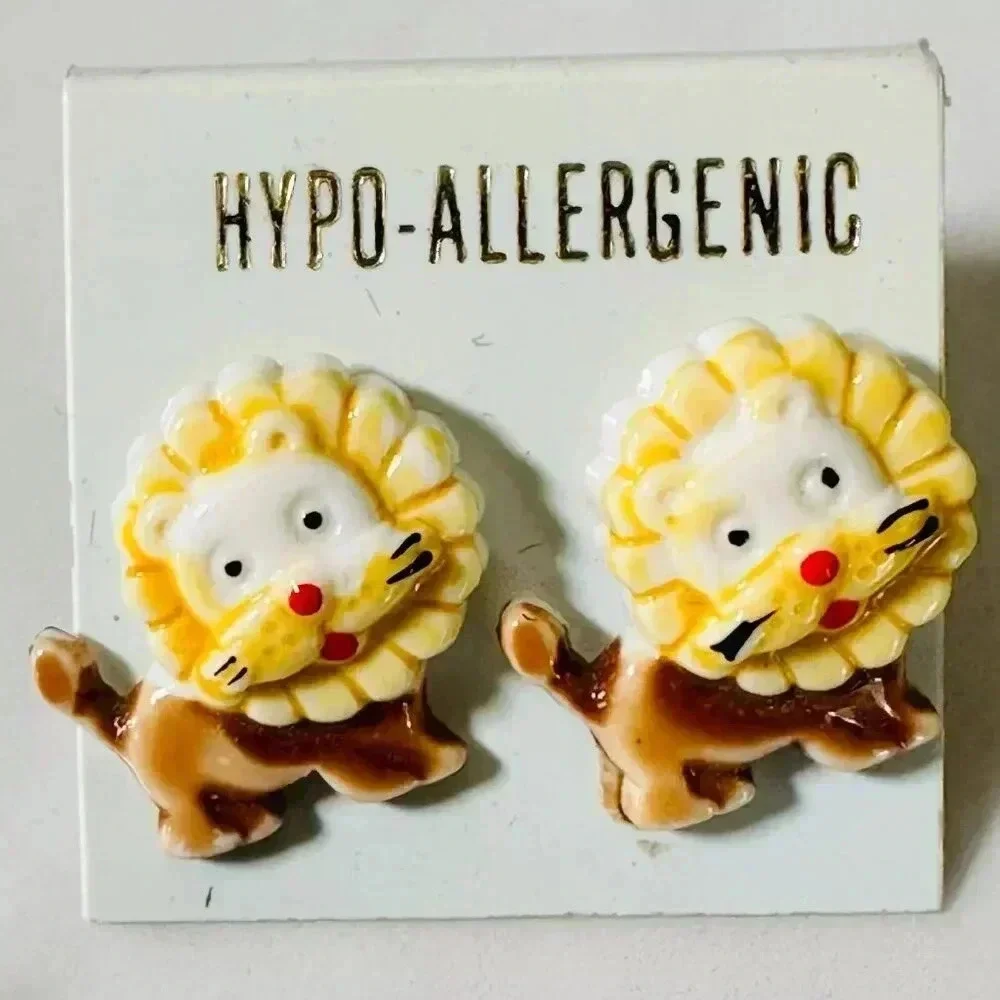 Circus Lion Stud Earrings - Zoo - Hypo-Allergenic - Vintage